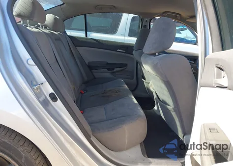 2010 Honda Accord 2.4 Lx z USA, uszkodzony, nr VIN 1HGCP2F32AA062678